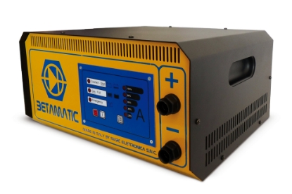 Immagine di CARICABATTERIE BETAMATIC 220 VAC 24V/15A   -  CCC0102